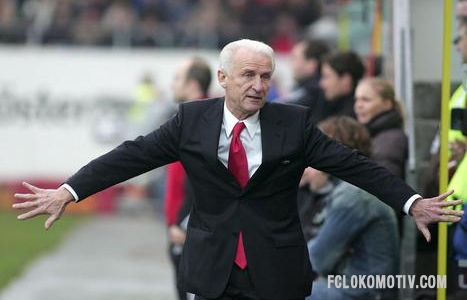 Трапаттони назвал состав на матч с Россией Трапаттони назвал состав на матч с Россией