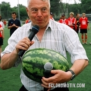 Владимир Перетурин: Футболисты некоторых богатых клубов считают, что могут руководить всем Владимир Перетурин: Футболисты некоторых богатых клубов считают, что могут руководить всем