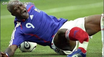 Семь проектов модификации футбольных правил. «Что день грядущий нам готовит?»