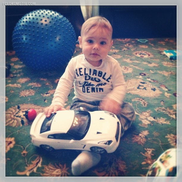 Отцы и дети. Футболисты премьер-лиги со своими детьми