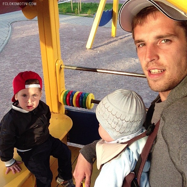 Отцы и дети. Футболисты премьер-лиги со своими детьми