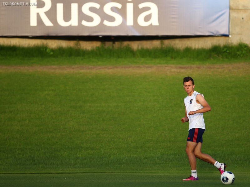 Молодежная сборная России готовится к матчу против Голландии