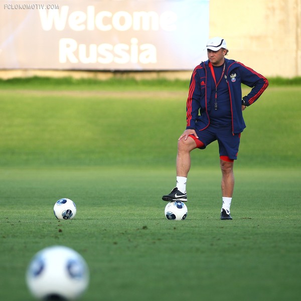 Молодежная сборная России готовится к матчу против Голландии