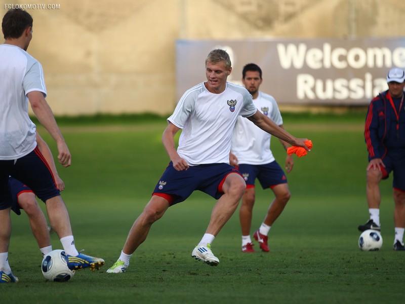 Молодежная сборная России готовится к матчу против Голландии