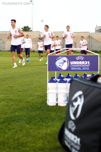 Молодежная сборная России готовится к матчу против Голландии