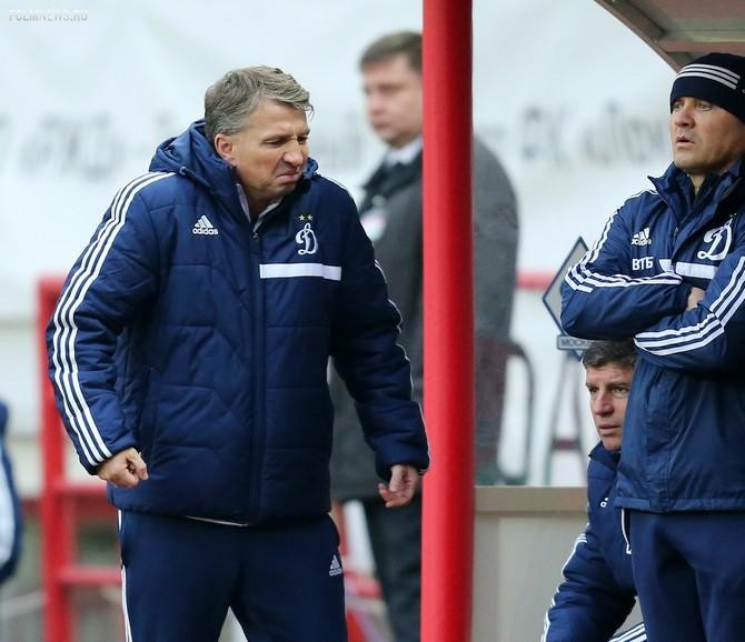 Обычно румынский тренер закипает уже на первых минутах матча.