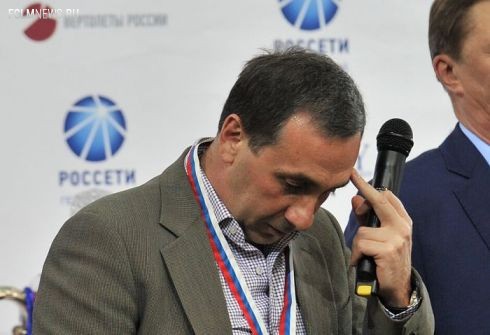 Президент ПФК ЦСКА Евгений ГИНЕР стал "победителем" хит-парада высказываний 17-го тура чемпионата России. Президент ПФК ЦСКА Евгений ГИНЕР стал "победителем" хит-парада высказываний 17-го тура чемпионата России.