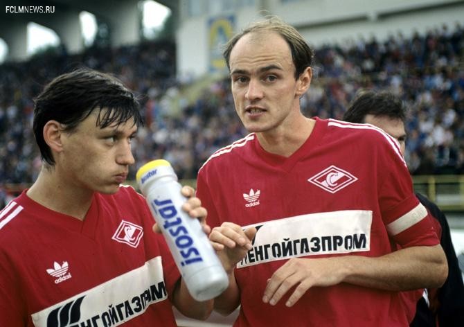 8 футболистов, которые чаще всех становились лучшими в стране