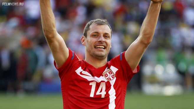 Форвард Милан Йованович, который успел п