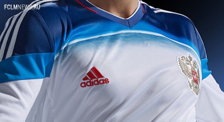 Самедов и Миранчук представили гостевую форму сборной России