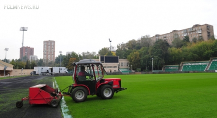Нам стройка и жить помогает…