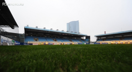 Нам стройка и жить помогает…