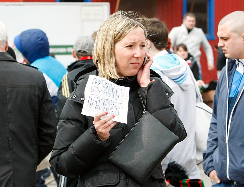 Перформанс «Локо», Бубнов и Тарасов на трибуне