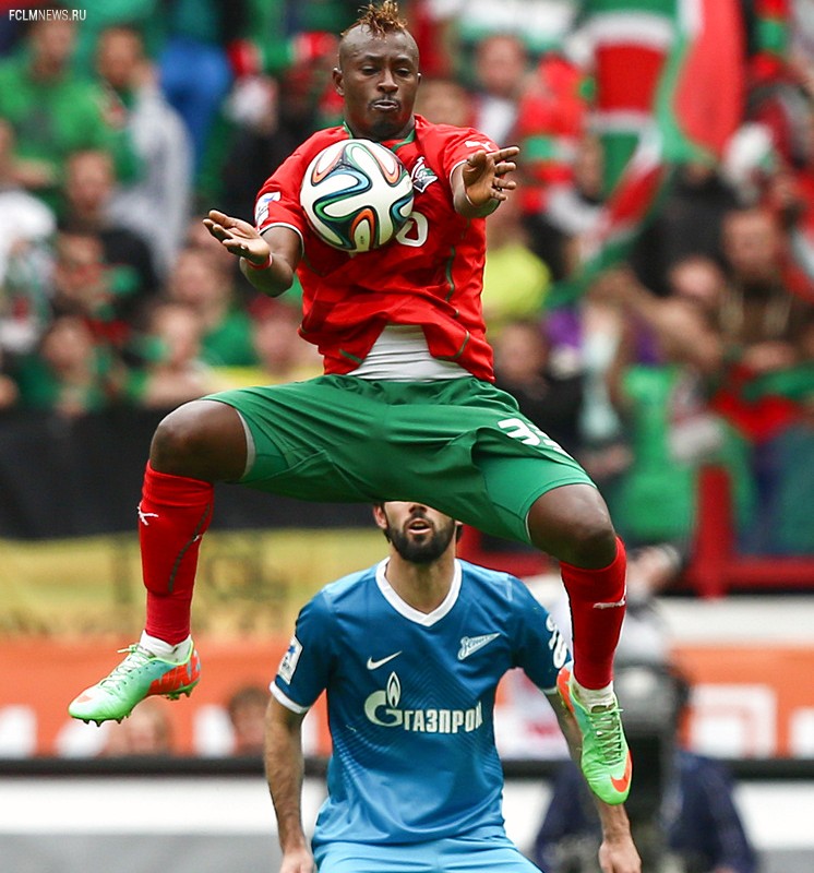 Перформанс «Локо», Бубнов и Тарасов на трибуне