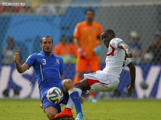 Футболисты сборной Коста-Рики в матче вт