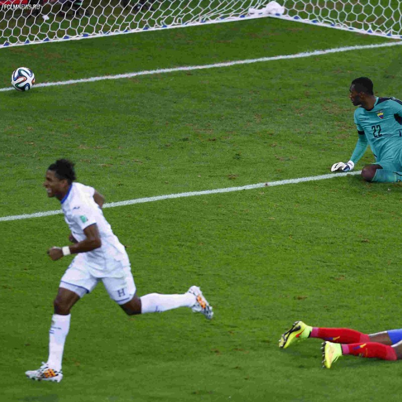 Гондурас прервал 32-летнюю засуху, но все равно проиграл (Видео)