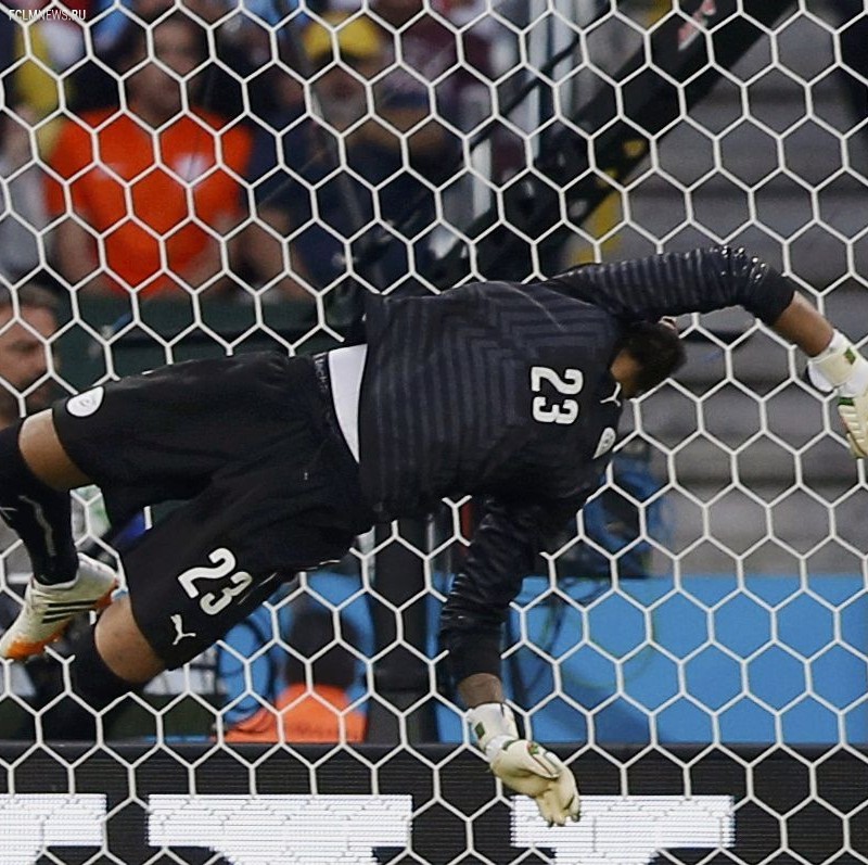 Как забить М'Боли? Стандарты и Кержаков!