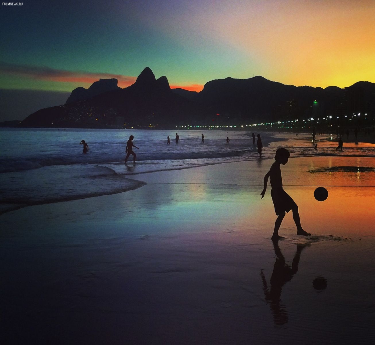 Но замрите: ему остается пройти не больше четверти пути!