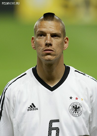 17 футбольных знаменитостей, которых невозможно узнать