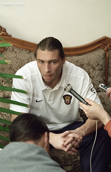 17 футбольных знаменитостей, которых невозможно узнать