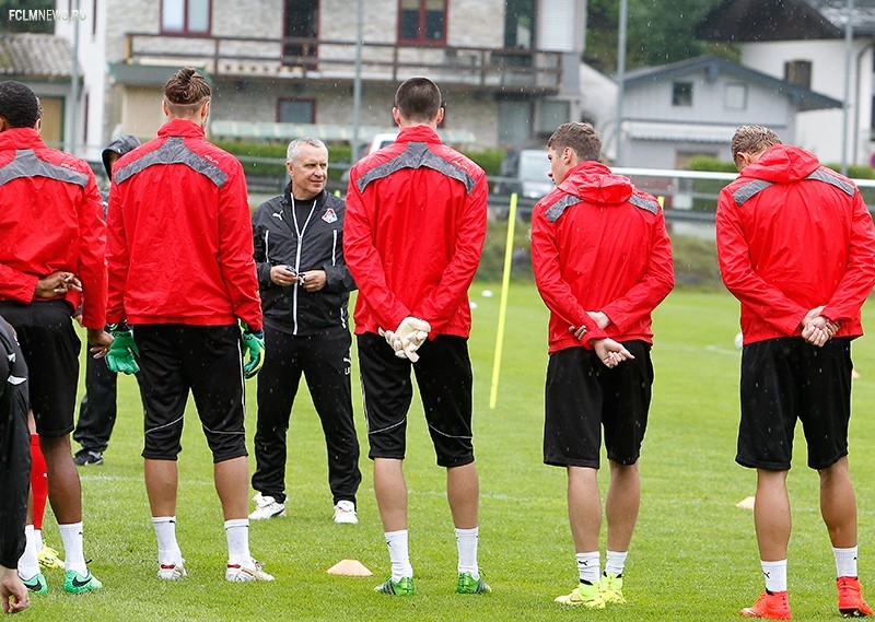 Кому Москва, кому Леоганг Кому Москва, кому Леоганг