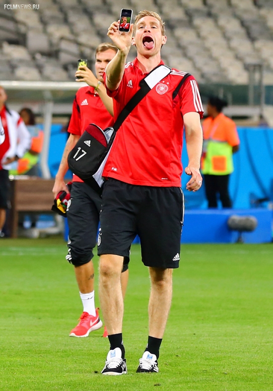 Снимите это немедленно! Самые забавные моменты ЧМ-2014