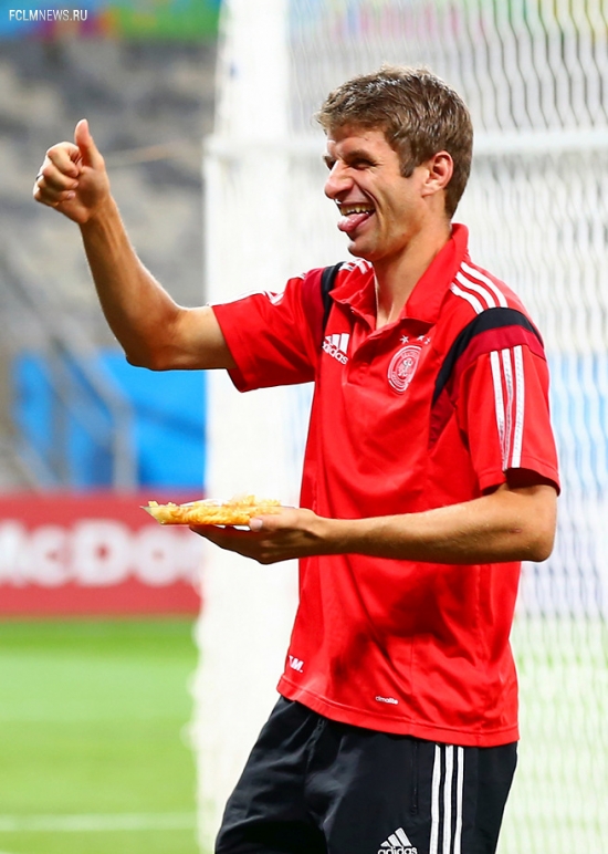 Снимите это немедленно! Самые забавные моменты ЧМ-2014