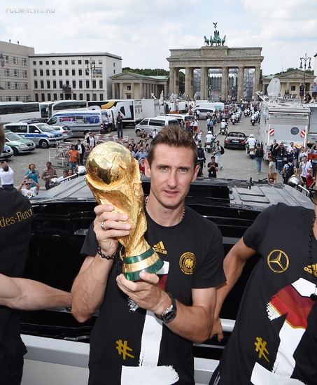 Хави, Джеррард и еще 8 игроков, ушедших из сборной после ЧМ-2014