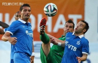 Футболисты московского "Динамо" в сотом матче в еврокубках сыграли вничью с "Омонией"