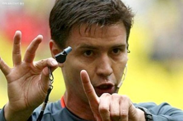 Работа футбольного арбитра Работа футбольного арбитра