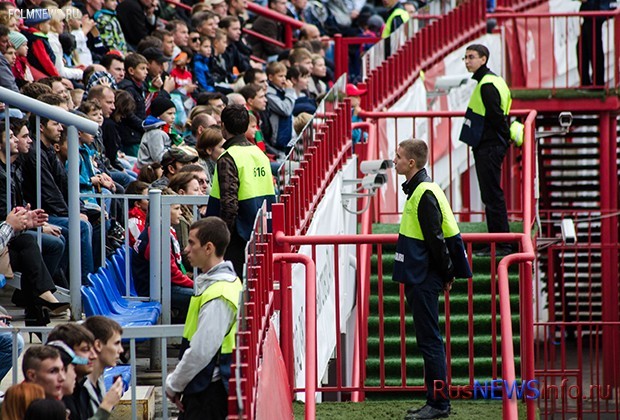 «С помощью кулаков ничего не добьешься»