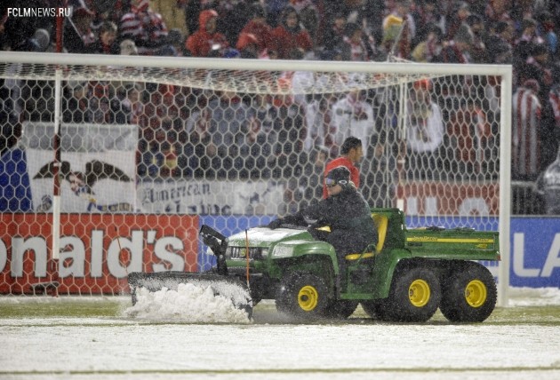 Техника также была задействована. Фото AP