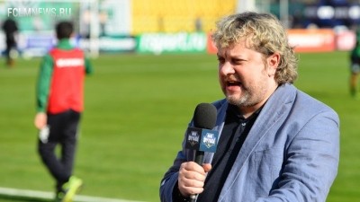Алексей Андронов: "Дзюба имеет 2 варианта готовых – "Локо" и ЦСКА" Алексей Андронов: "Дзюба имеет 2 варианта готовых – "Локо" и ЦСКА"