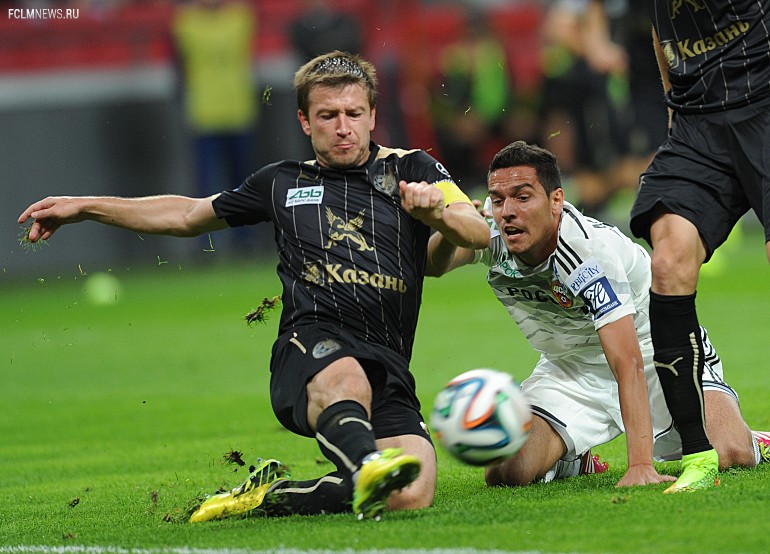 Олег КУЗЬМИН (слева). Фото Федор УСПЕНСКИЙ, "СЭ"