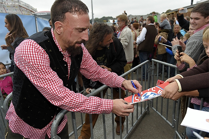 20 самых богатых футболистов мира