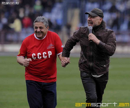 Сборная СССР сыграла вничью со Сборной Мира (фото)