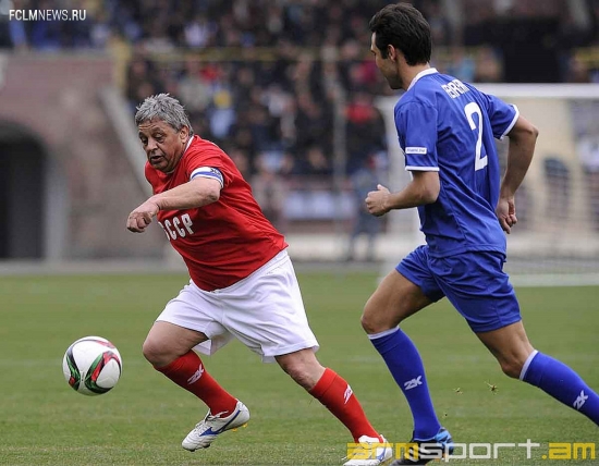 Сборная СССР сыграла вничью со Сборной Мира (фото)