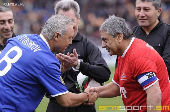 Сборная СССР сыграла вничью со Сборной Мира (фото)