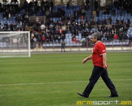 Сборная СССР сыграла вничью со Сборной Мира (фото)