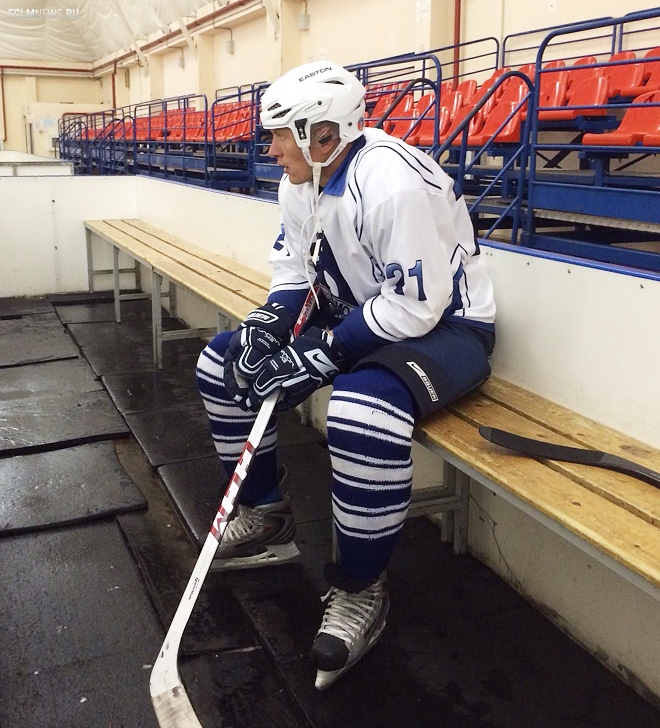 Мяч и шайба. Футболисты, которые играют в хоккей