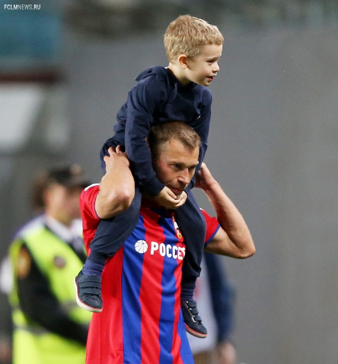 Фотообзор лучших моментов 29-го тура Премьер-Лиги.