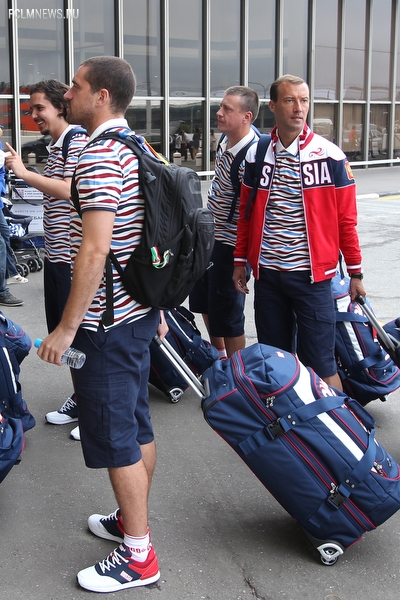 Сборная России по пляжному футболу отправилась на Европейские игры в Баку