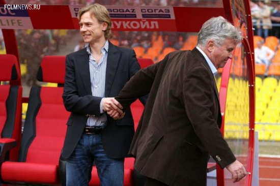 Великолепная семерка и вратарь: главные претенденты на пост тренера сборной