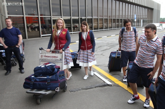 Сборная России по пляжному футболу отправилась на Европейские игры в Баку