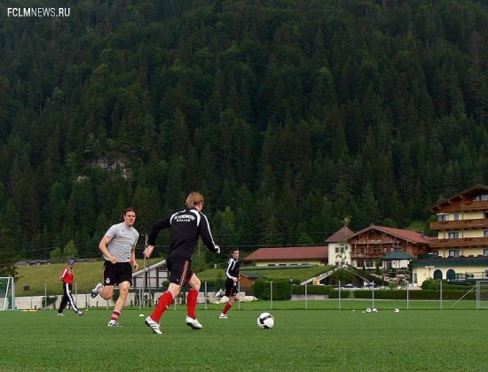 В гостях лучше? Почему российские клубы проводят летние сборы за рубежом