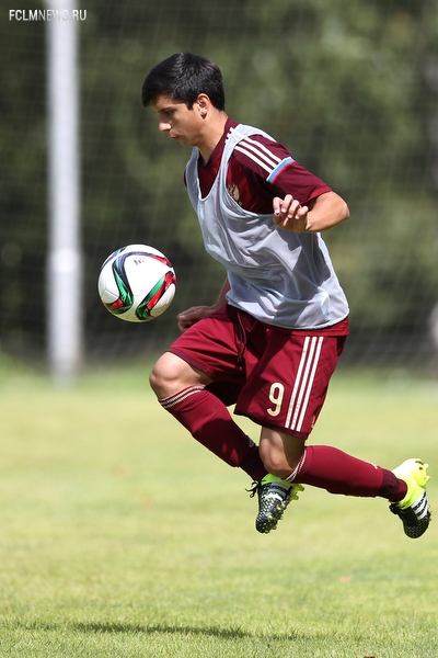 Юноши готовятся в Новогорске