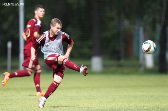 Юноши готовятся в Новогорске