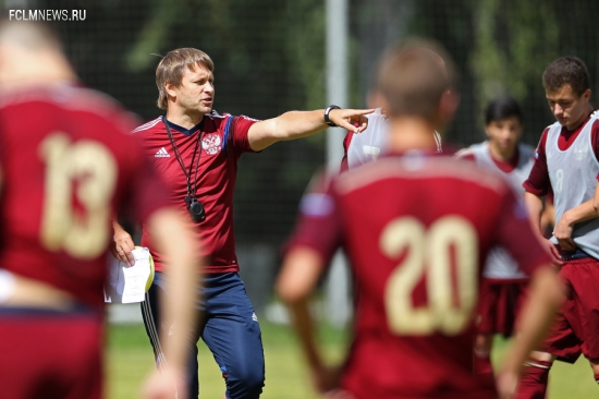 Юноши готовятся в Новогорске