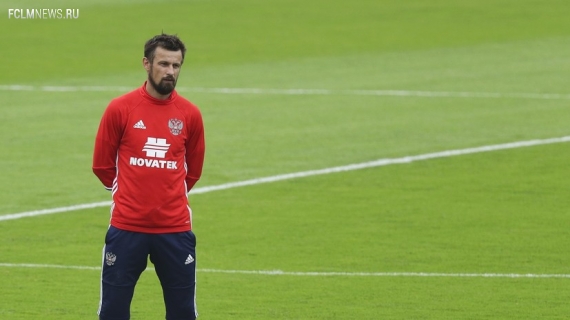 СМИ: Сборную России может возглавить Семак