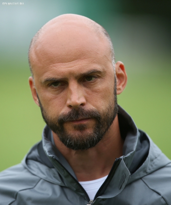  Матрёшка Чорлуки, пронзительный взгляд Майкона и силач Галаджан. Фото тренировки